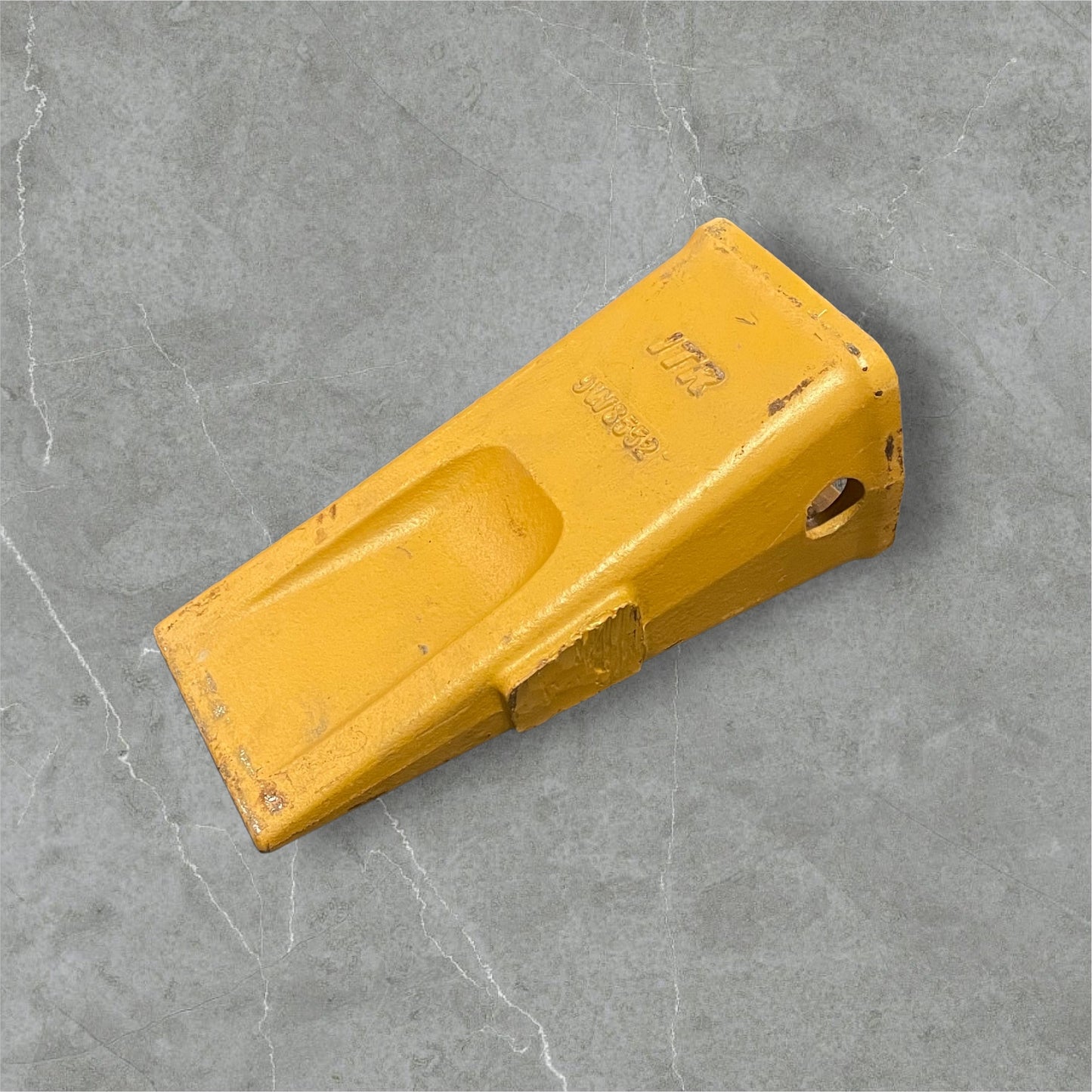 9W8552